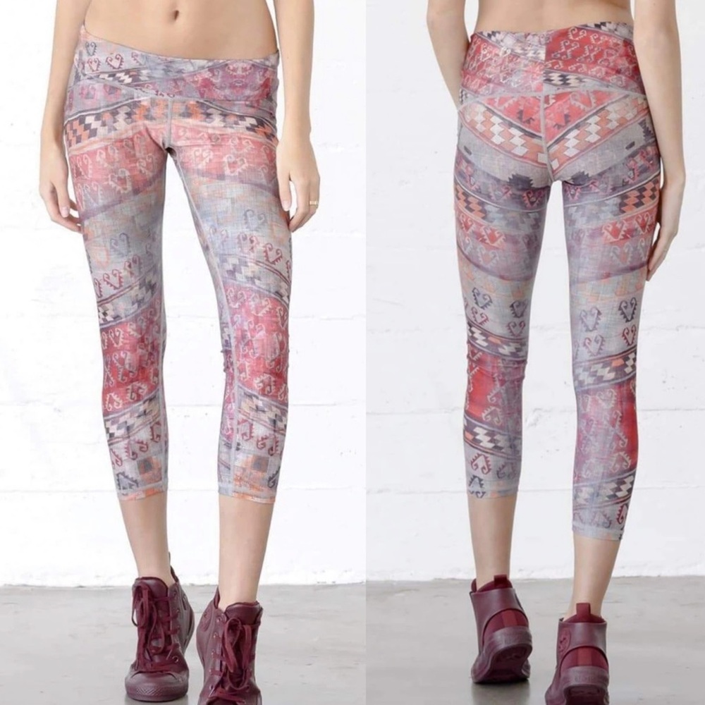 Niyama Sol Caravan Crop Leggings Size M